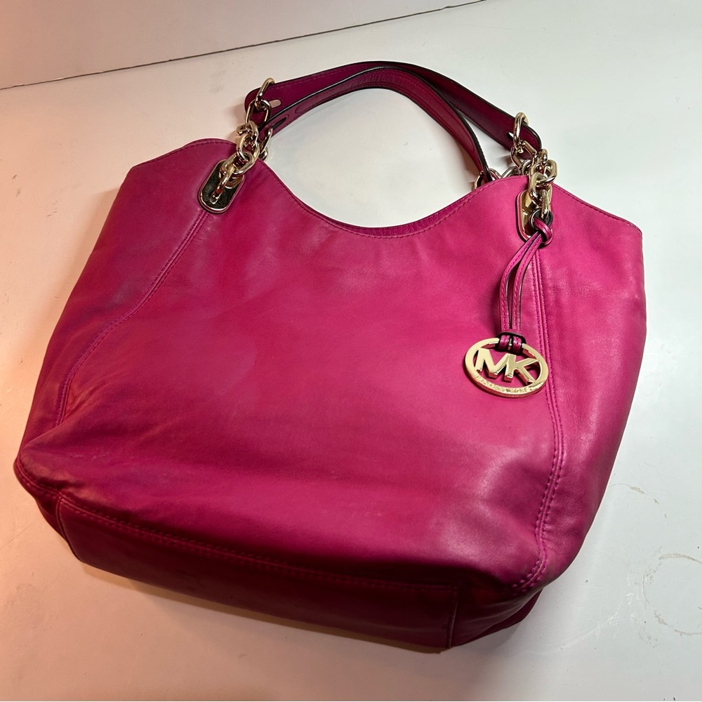 Michael Kors Lillie Hobo Bag Fushia Lambskin Leather, Gold Chain Straps